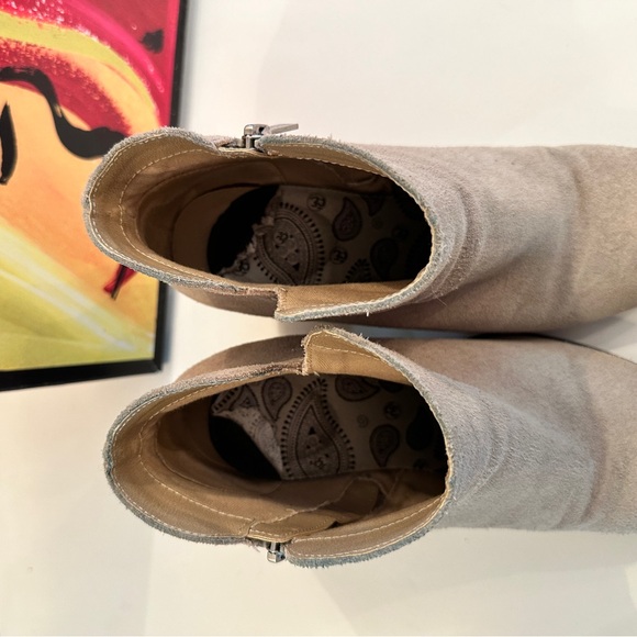 Suede booties - Picture 12 of 15